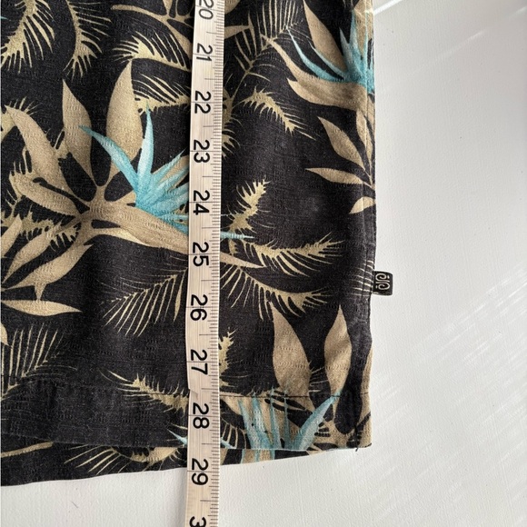 Solitude Mens Button Up 100% Washable Silk Floral Hawaiian Cruise Shirt Large - Picture 9 of 11